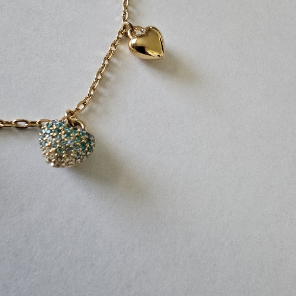 NWT Juicy Couture Gradient Pave Heart Charm Bracelet/Earring Set - Picture 6 of 6